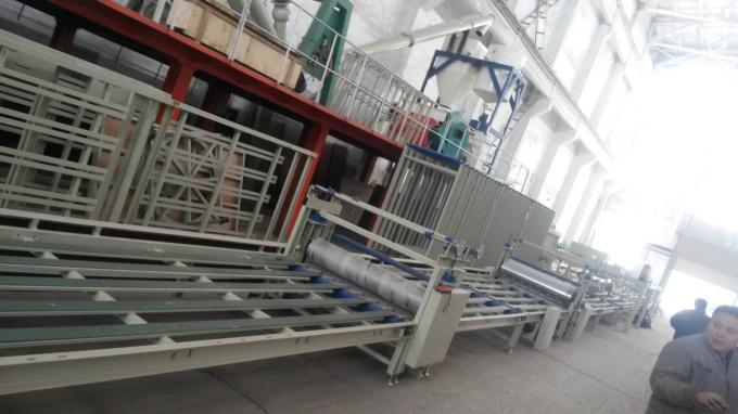 Cadena de producción del panel de pared de la máquina del panel de bocadillo del certificado para la casa prefabricada