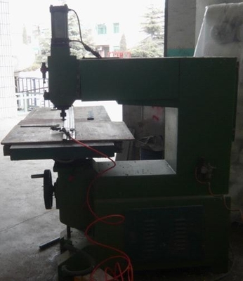 Maquinaria para la fabricación de puertas de paneles de pared ligeros MGO de tablero de óxido de magnesio