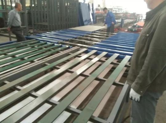 Máquina de fabricación de azulejos de techo de onda de color de paja para Mgo / Mgcl / Fibra de vidrio de malla de materia prima