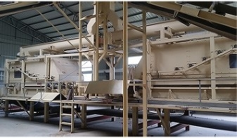380V Industrial Automatc Máquina de tablero de paja para 10 trabajadores Control PLC de acero inoxidable
